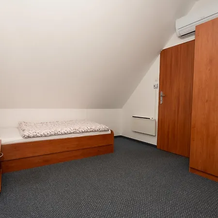 Apartmajske Hiske Lubadarcek