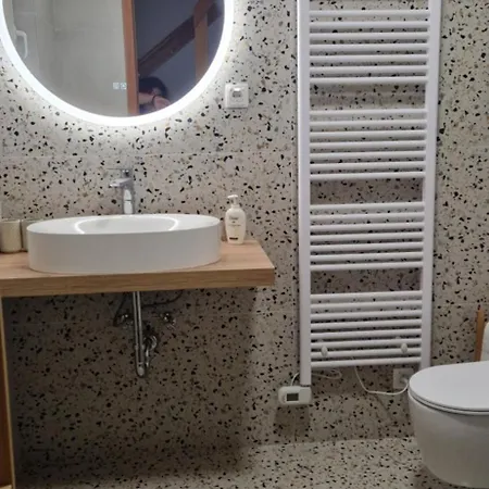 Apartmajske Hiske Lubadarcek